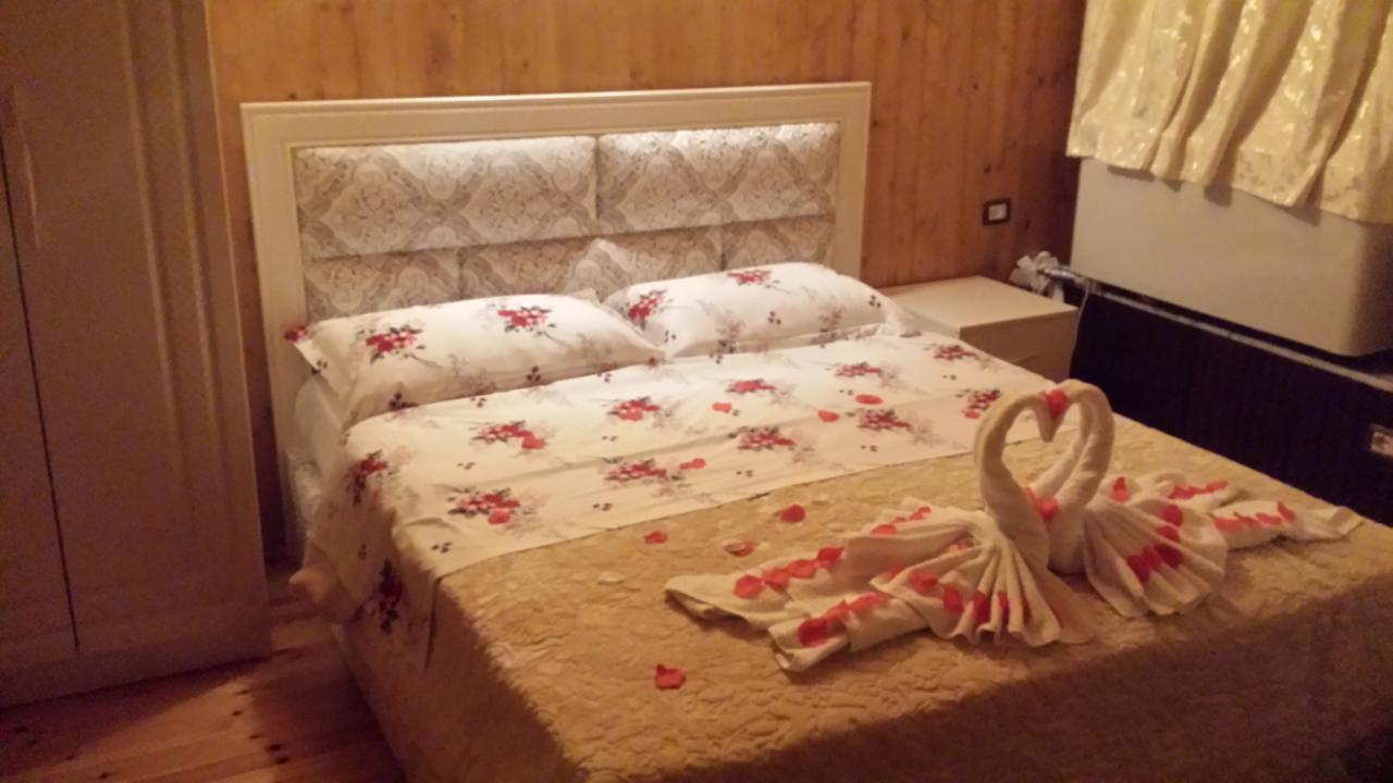 Hotel Vataksi Berdic e Siperme Εξωτερικό φωτογραφία