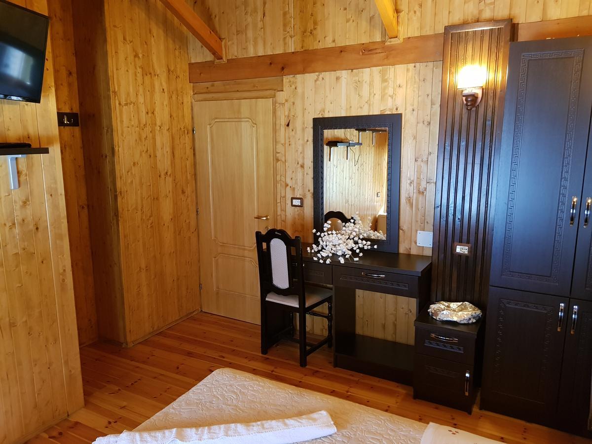 Hotel Vataksi Berdic e Siperme Εξωτερικό φωτογραφία